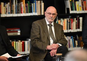 Pristatyta profesoriaus Sauliaus Sužiedėlio knyga - 14