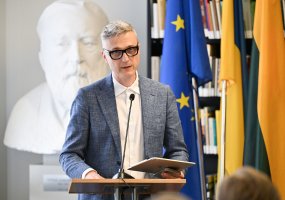 Pristatyta profesoriaus Sauliaus Sužiedėlio knyga - 6